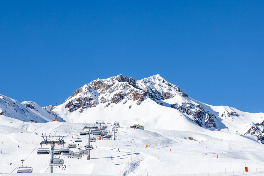 The ski area in Scuol/Motta Naluns - Swiss Family Travel