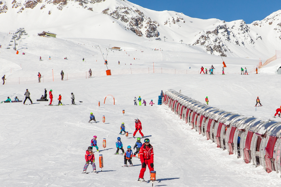 Ski School in Scuol - Swiss Family Travel